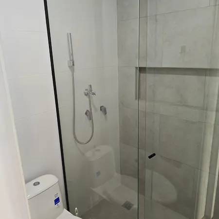 King's 401 Apartment